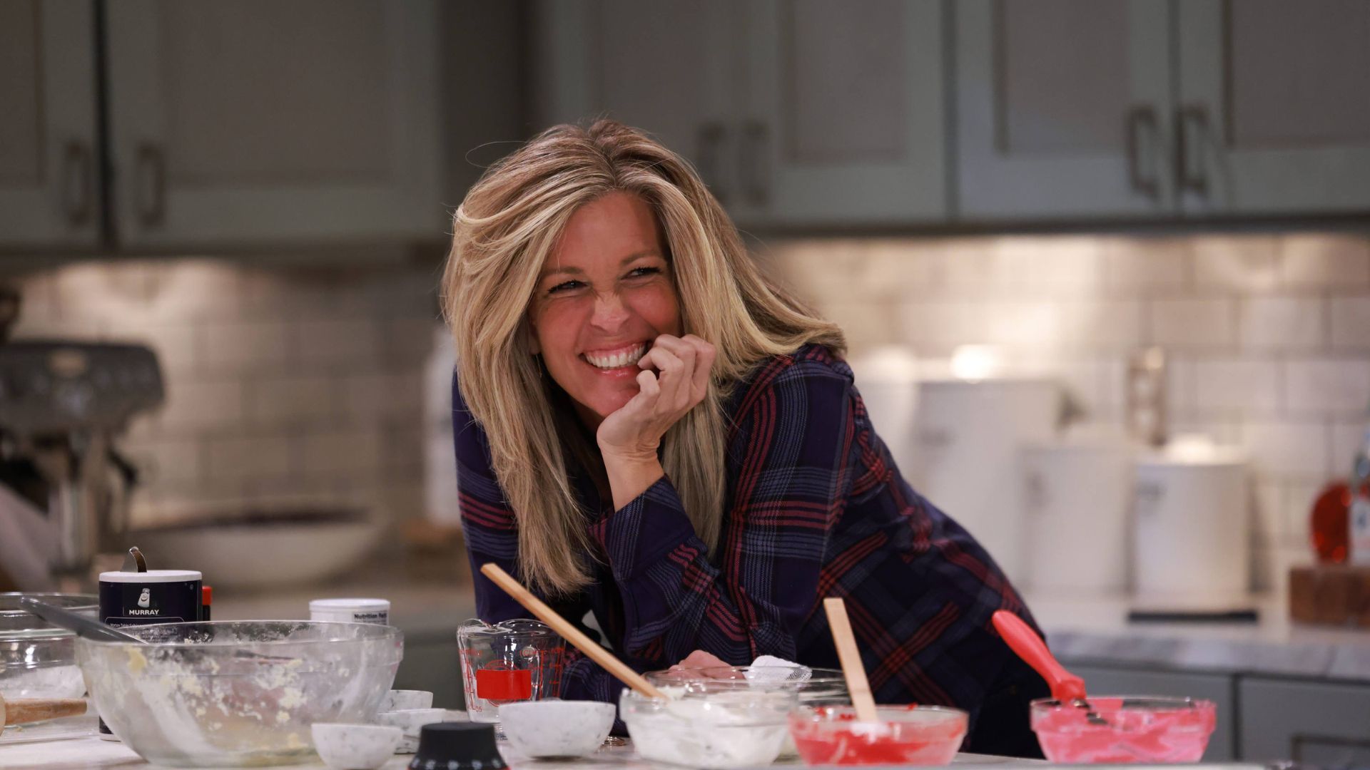 Laura Wright always brings a smile to her role as Carly on General Hospital | Image: Disney/Bahareh Ritter