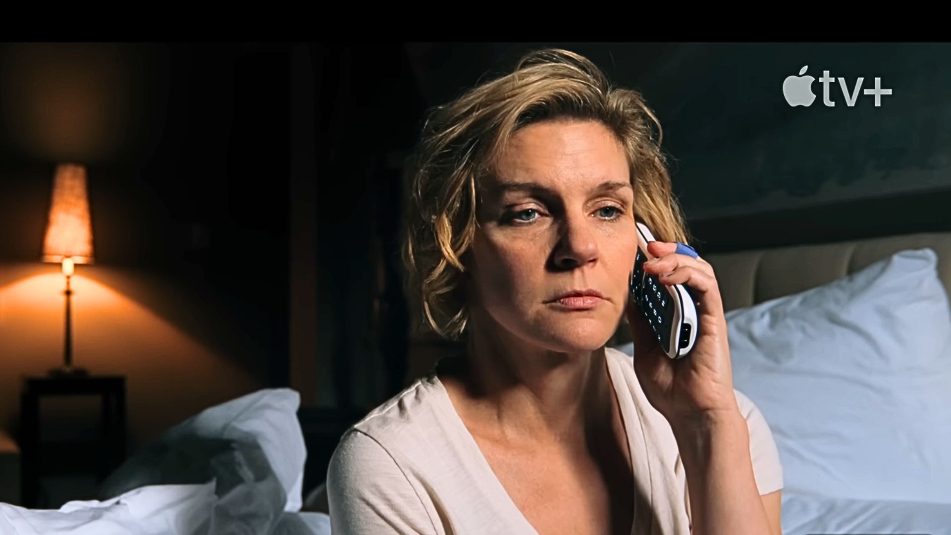 Rhea Seehorn as Carol Sturka in Pluribus (Image via Apple TV)