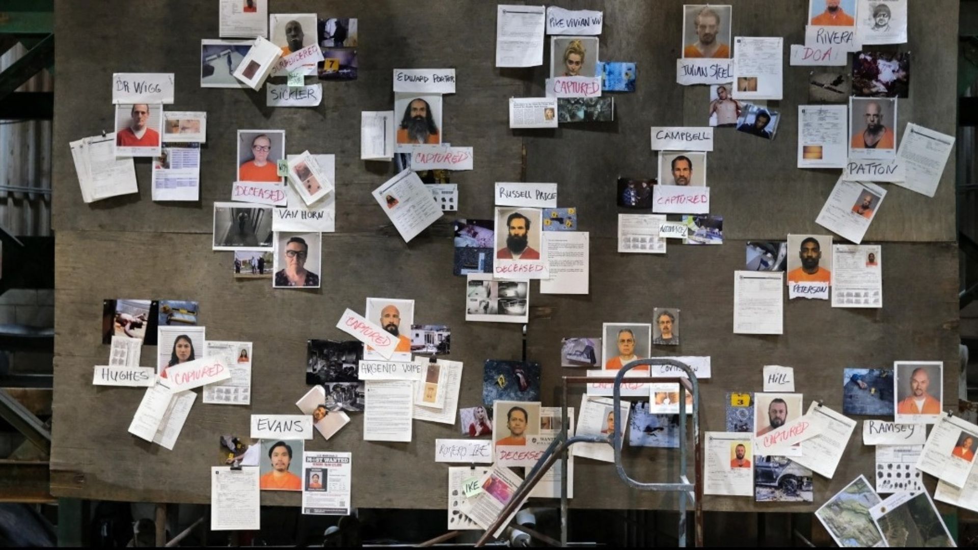 Dr. William Wigg, a serial killer, is one of the deadliest fugitives in The Last Frontier (Image Via AppleTV+)