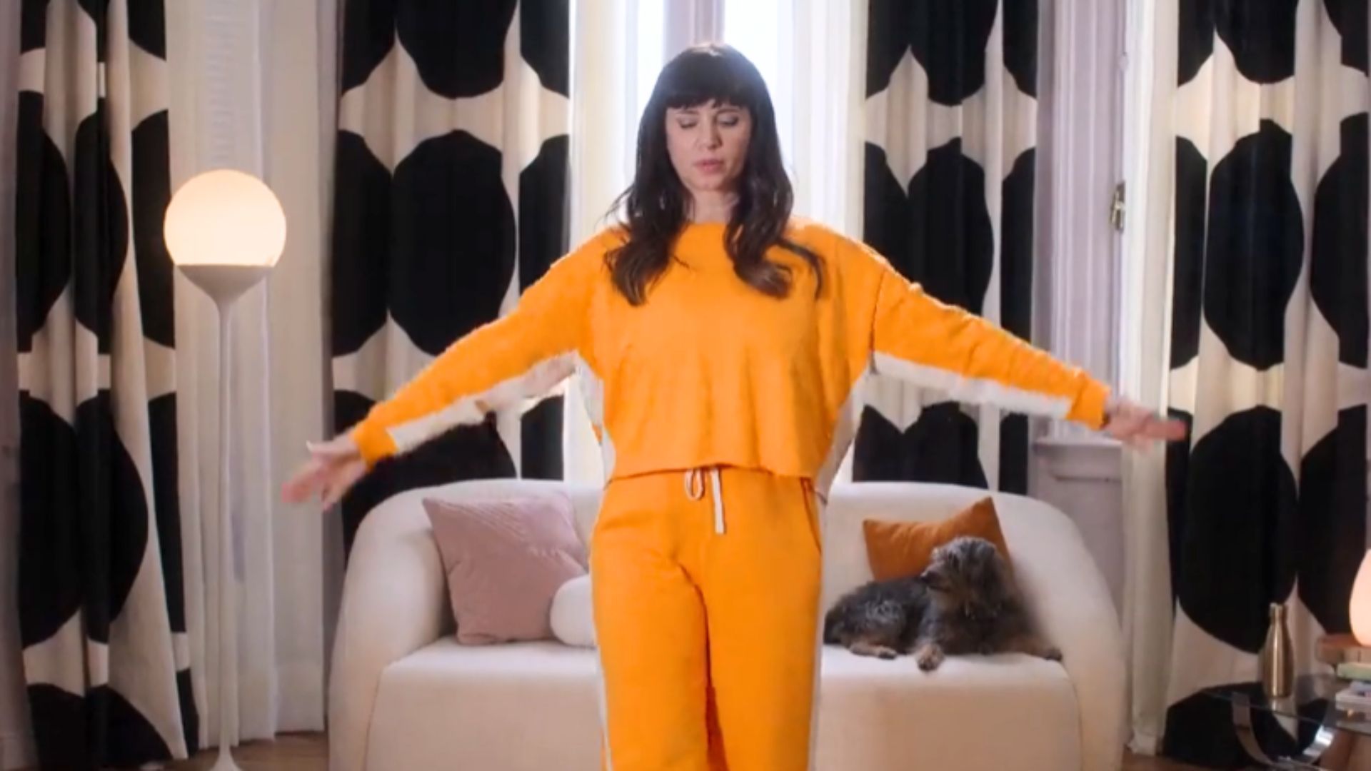 Griselda Siciliani as Vicky in Envious Season 2 | Image via Netflix