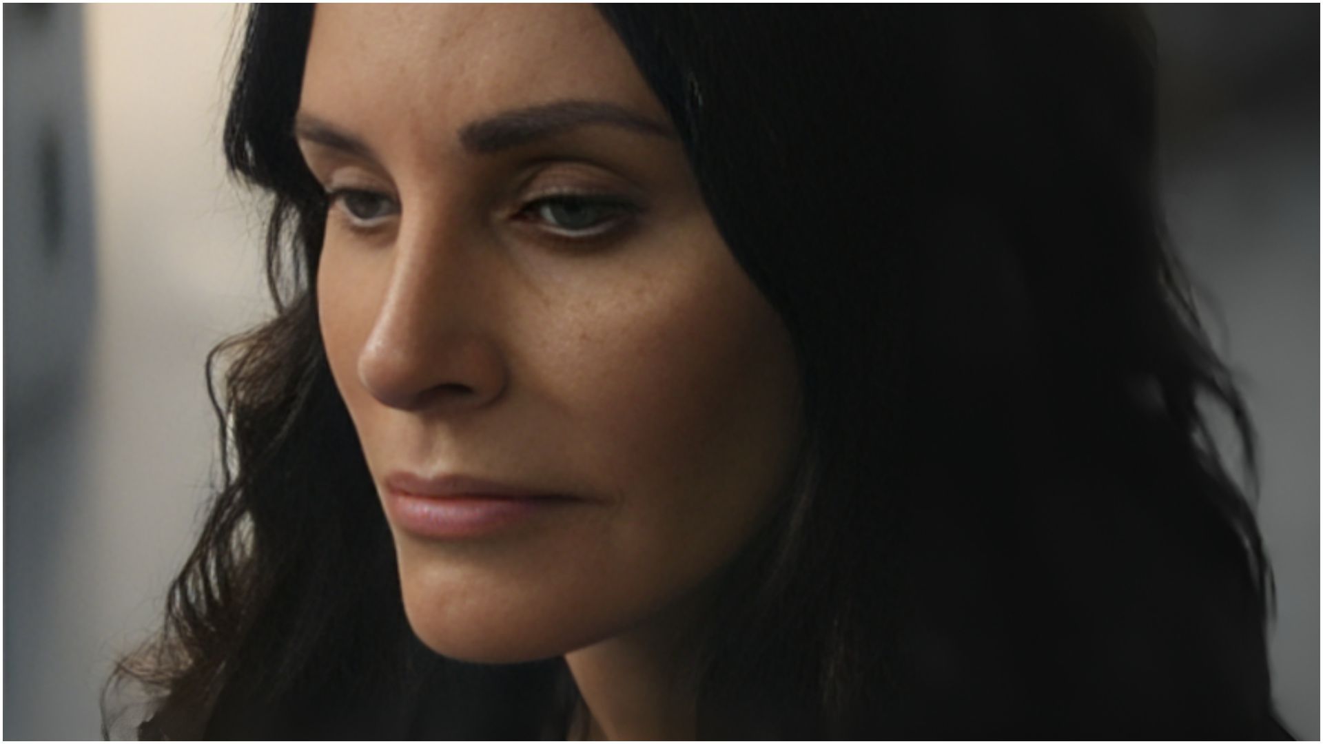 Courteney Cox in Shining Vale | Image via Lionsgate Play