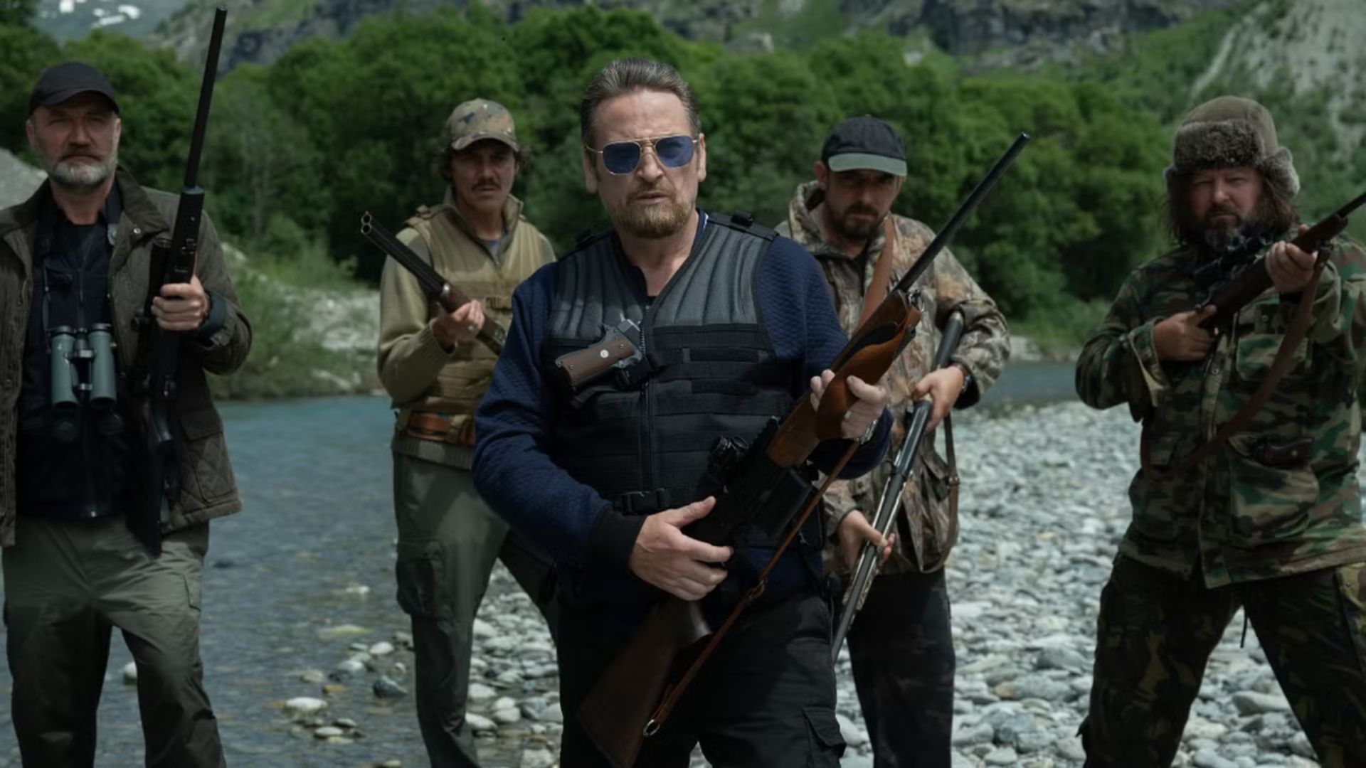 Franck and his group of friends (Image via Apple TV)