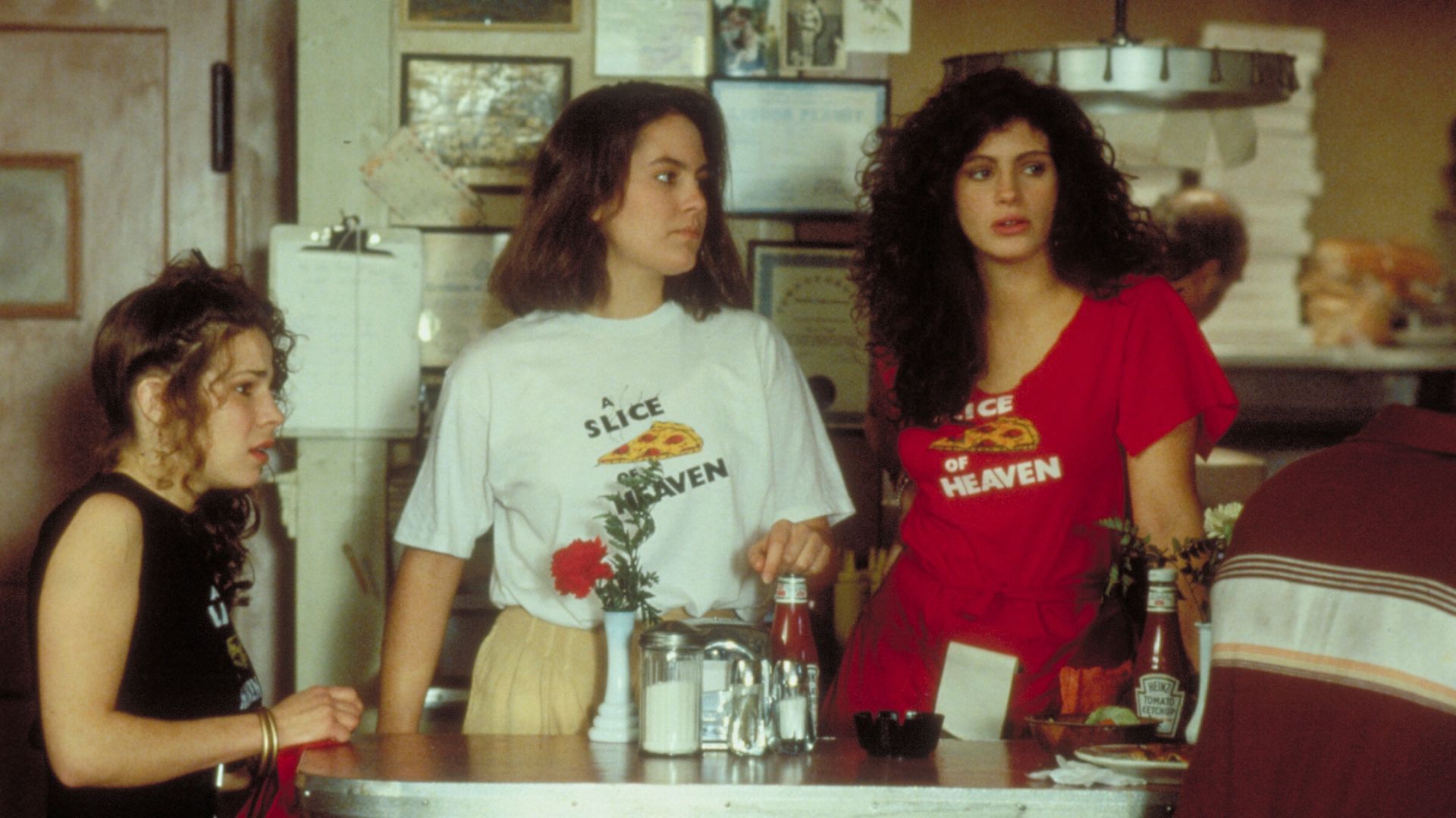 Mystic Pizza (Image via Netflix)