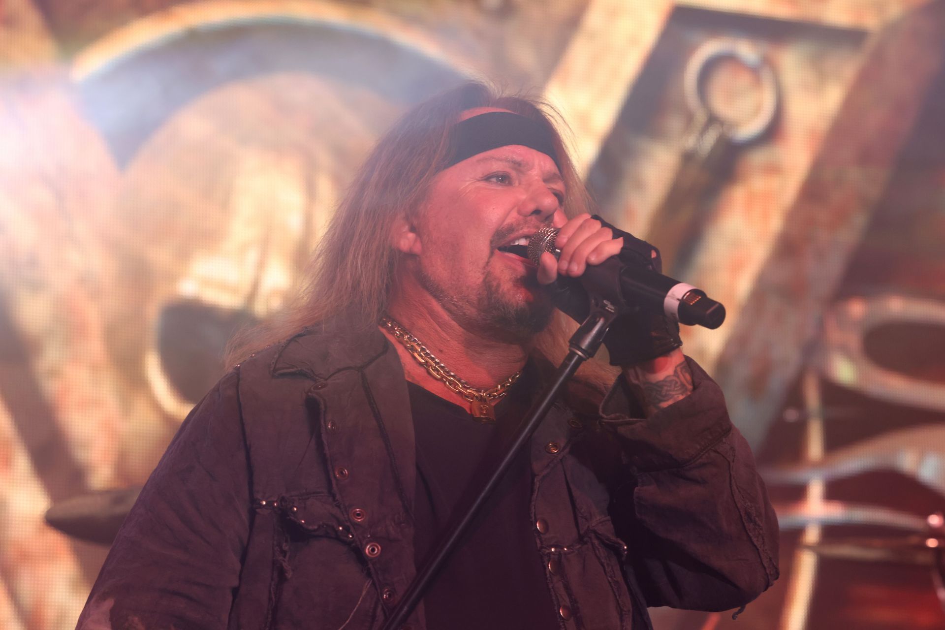 Vince Neil, Stephen Pearcy And Vixen - Las Vegas, NV - Source: Getty