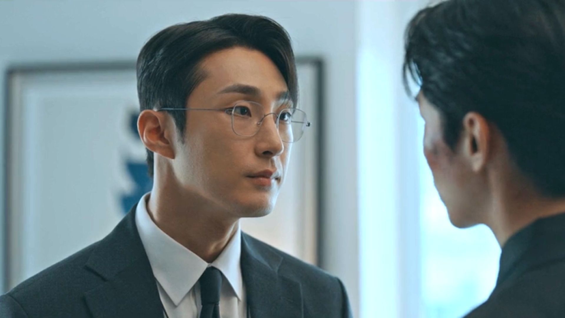 Sung-hyun faces the reality (Image via Disney+)