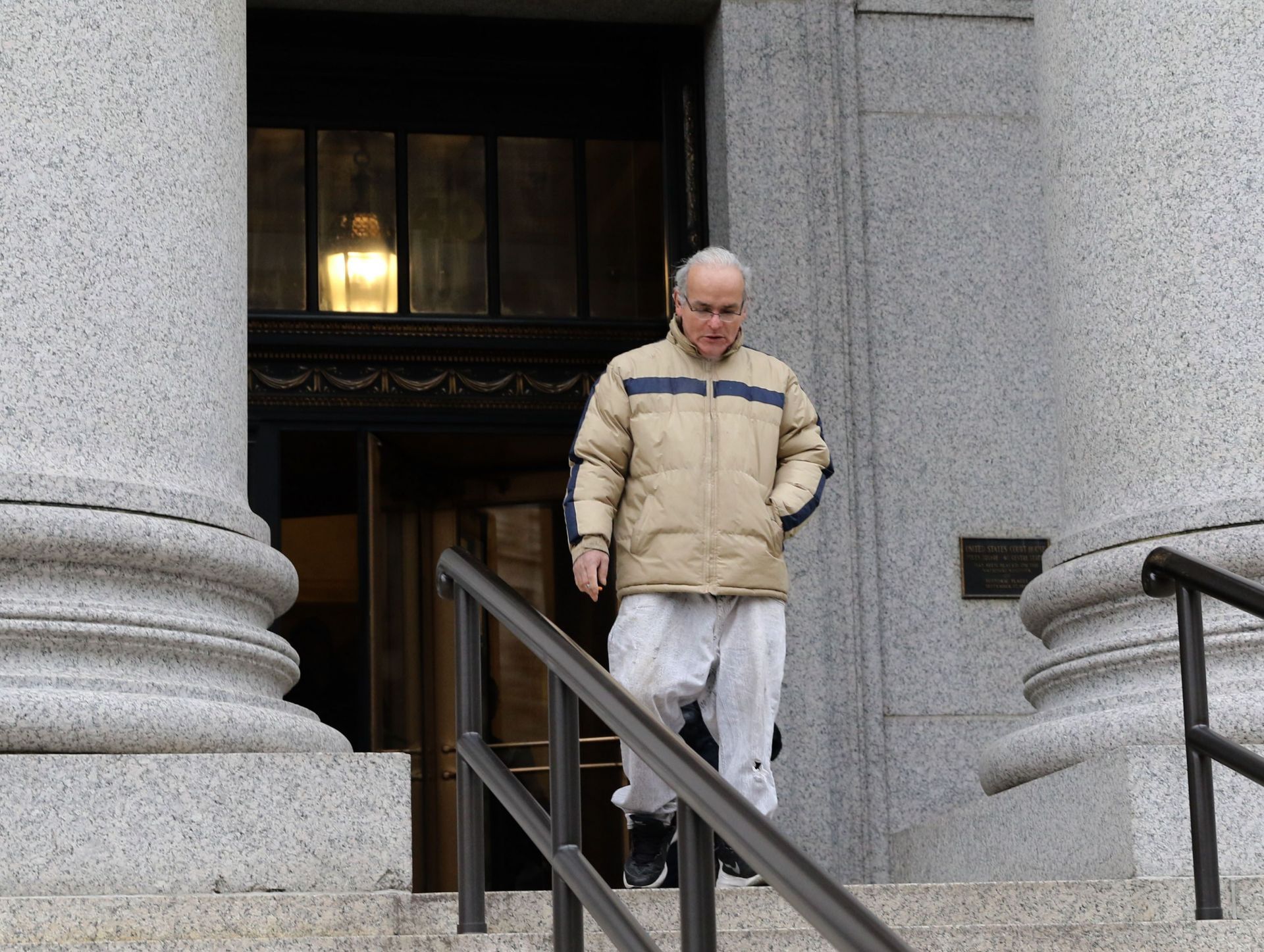 Tekashi 6ix9ine&#039;s father outside the courthouse in New York - December 18, 2019 - Source: Getty