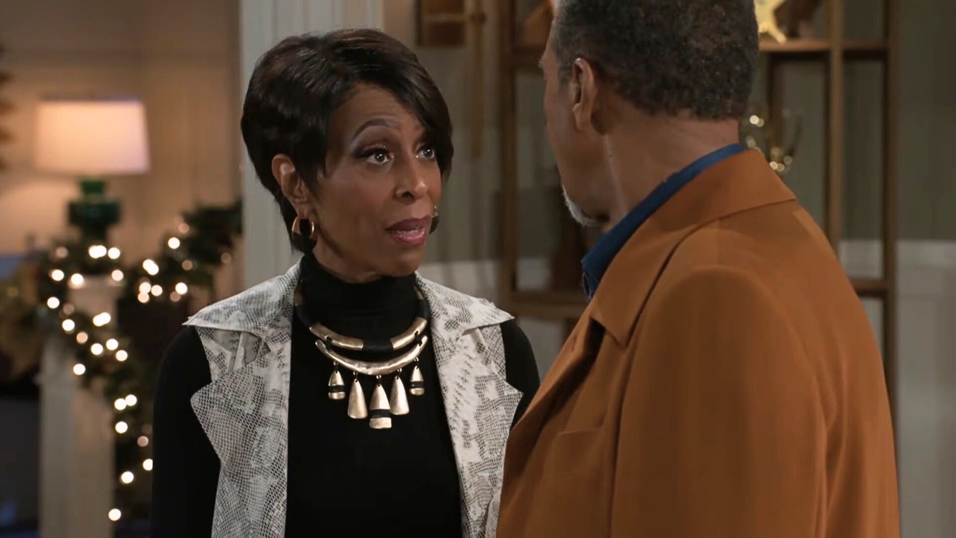 Beyond the Gates: Sharon is worried Leslie will tell Anita | Image: CBS