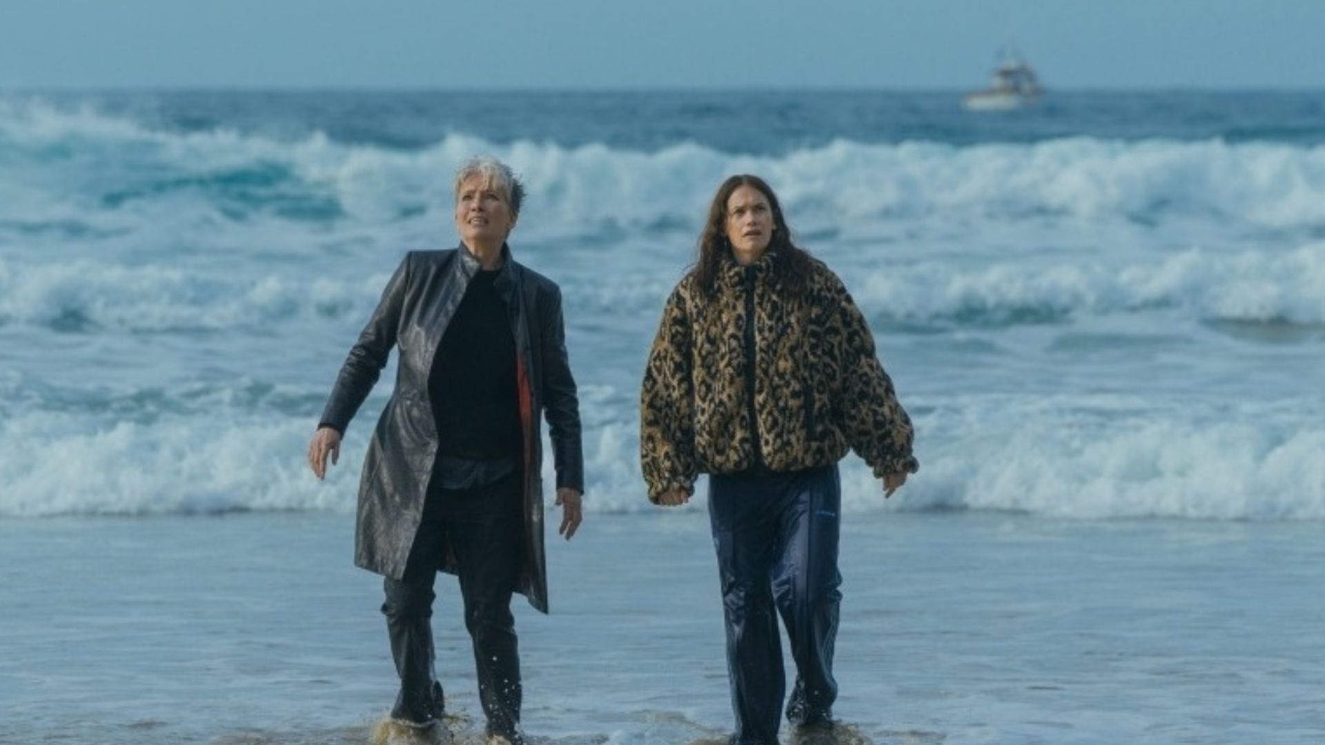 Zoe and Sarah reach the hidden island to find Dinah (Image Via Apple TV)