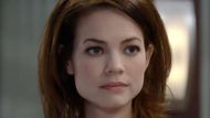 Rebecca Herbst as Elizabeth Webber | Image: ABC