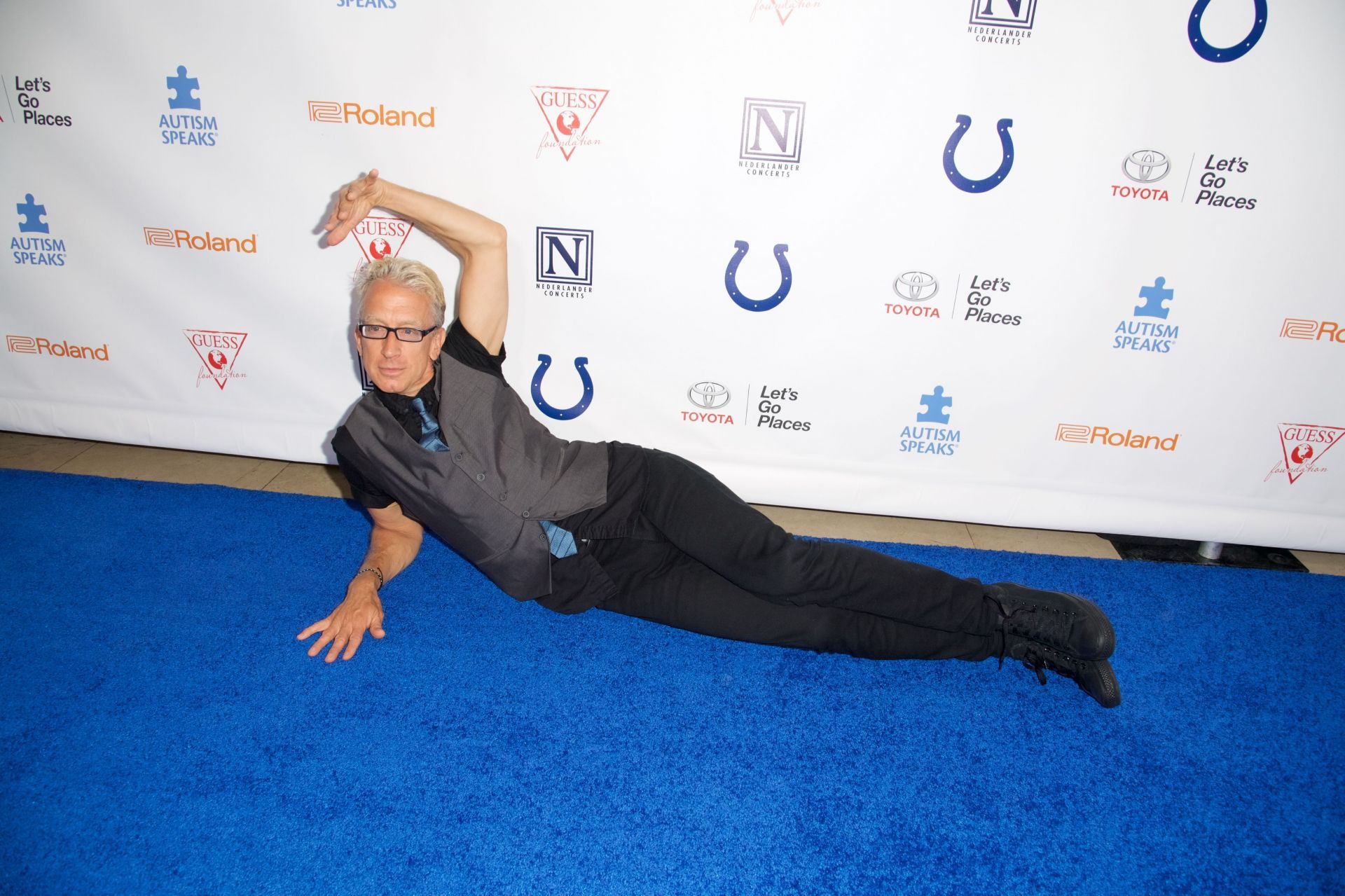 4th Annual Light Up The Blues - Arrivals - Source: Getty