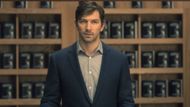Michiel Huisman in The Haunting of Hill House (Image via Netflix)