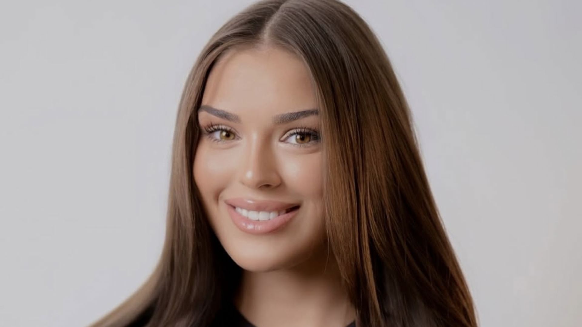 (Image via Instagram/@sarahdzafce)