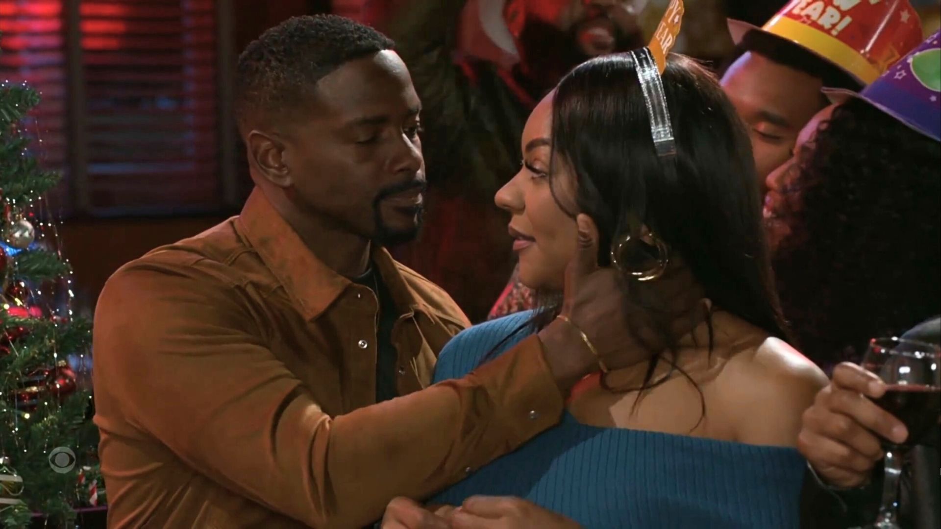 Beyond the Gates: Ted Richardson and Shanice Johnson kiss at the stroke of midnight | Image: CBS