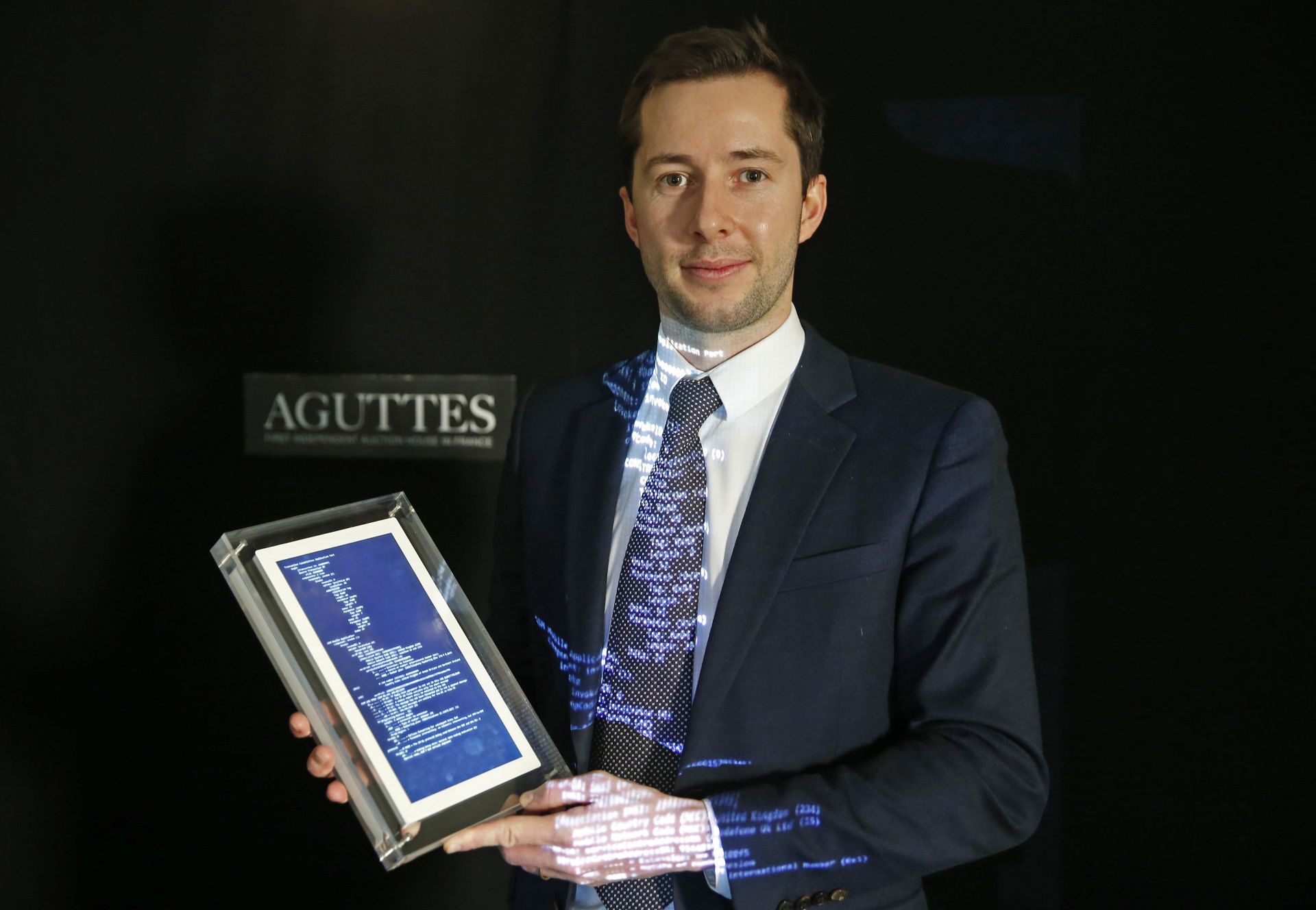 &ldquo;Merry Christmas&rdquo; The World