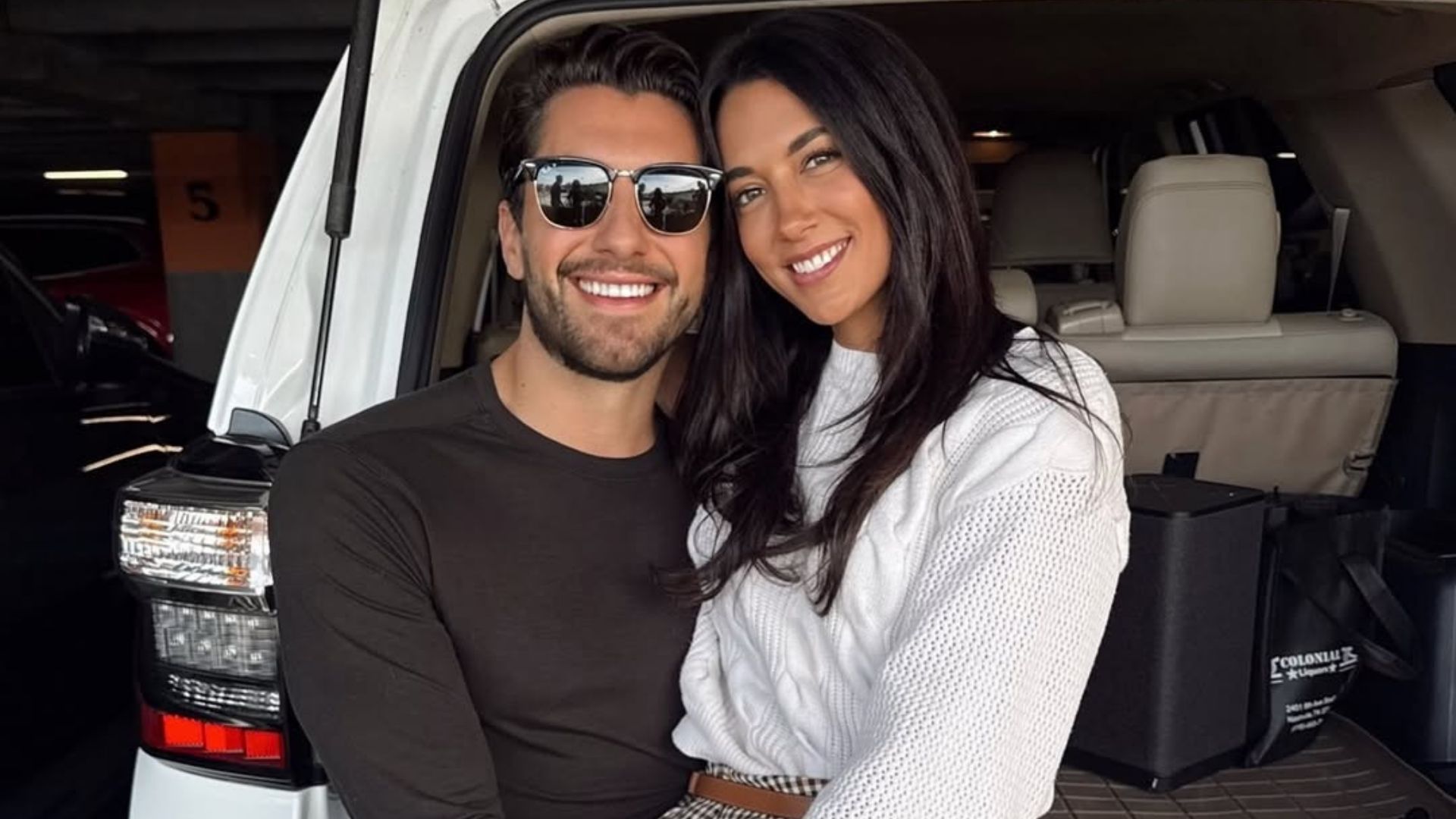 Kathryn Hurley and Jason Tartick (Image via Instagram/jason_tartick)