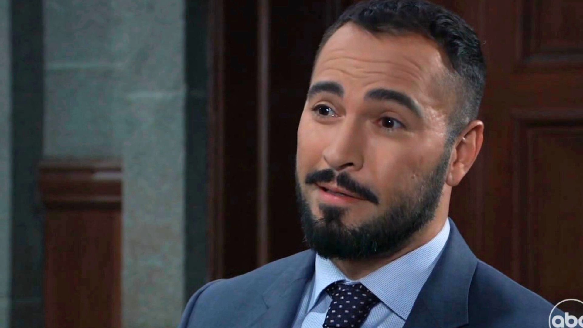 Marco wears a mask around Lucas on General Hospital | Image: ABC