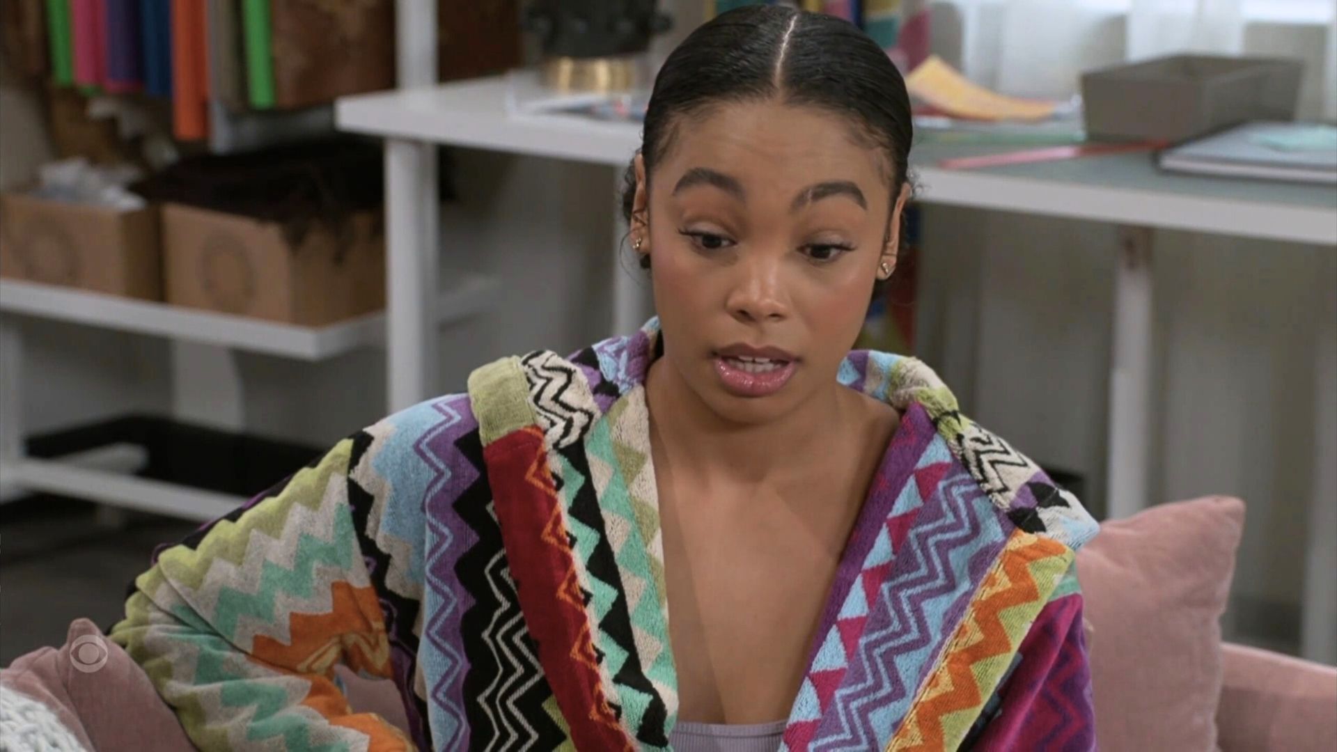 Beyond the Gates: Chelsea talks to her cousin Kat | Image: CBS