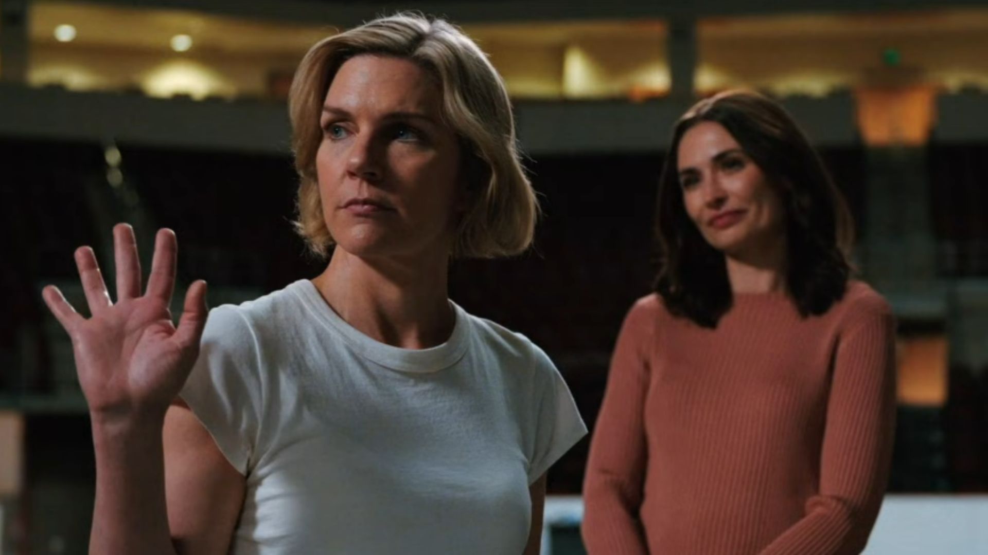 A still from Episode 8 of Pluribus (Image Via: Apple TV)