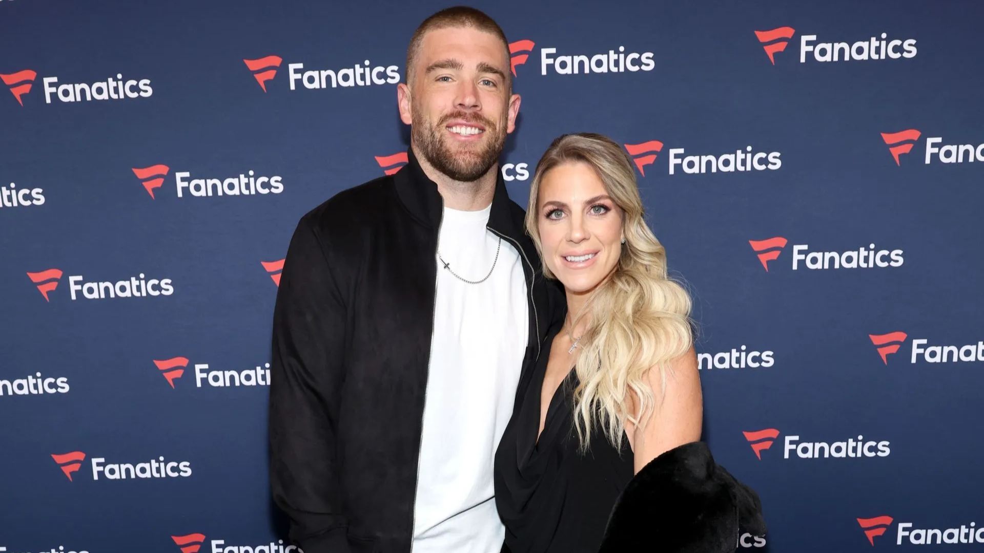Zach Ertz and his wife, Julie Ertz (Image via Getty)