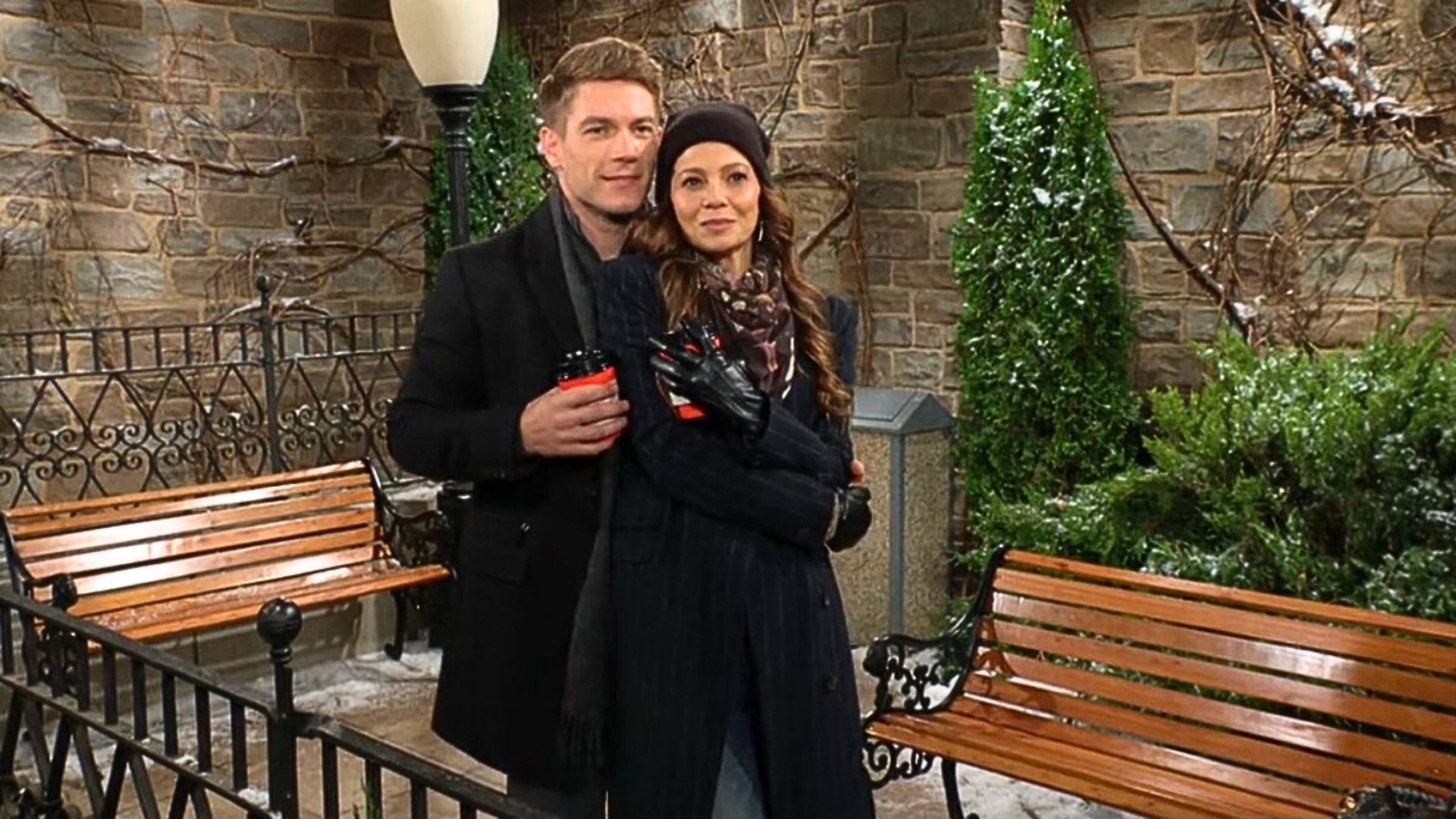 The park was too isolated for Noah and Sienna on The Young and the Restless | Image: CBS