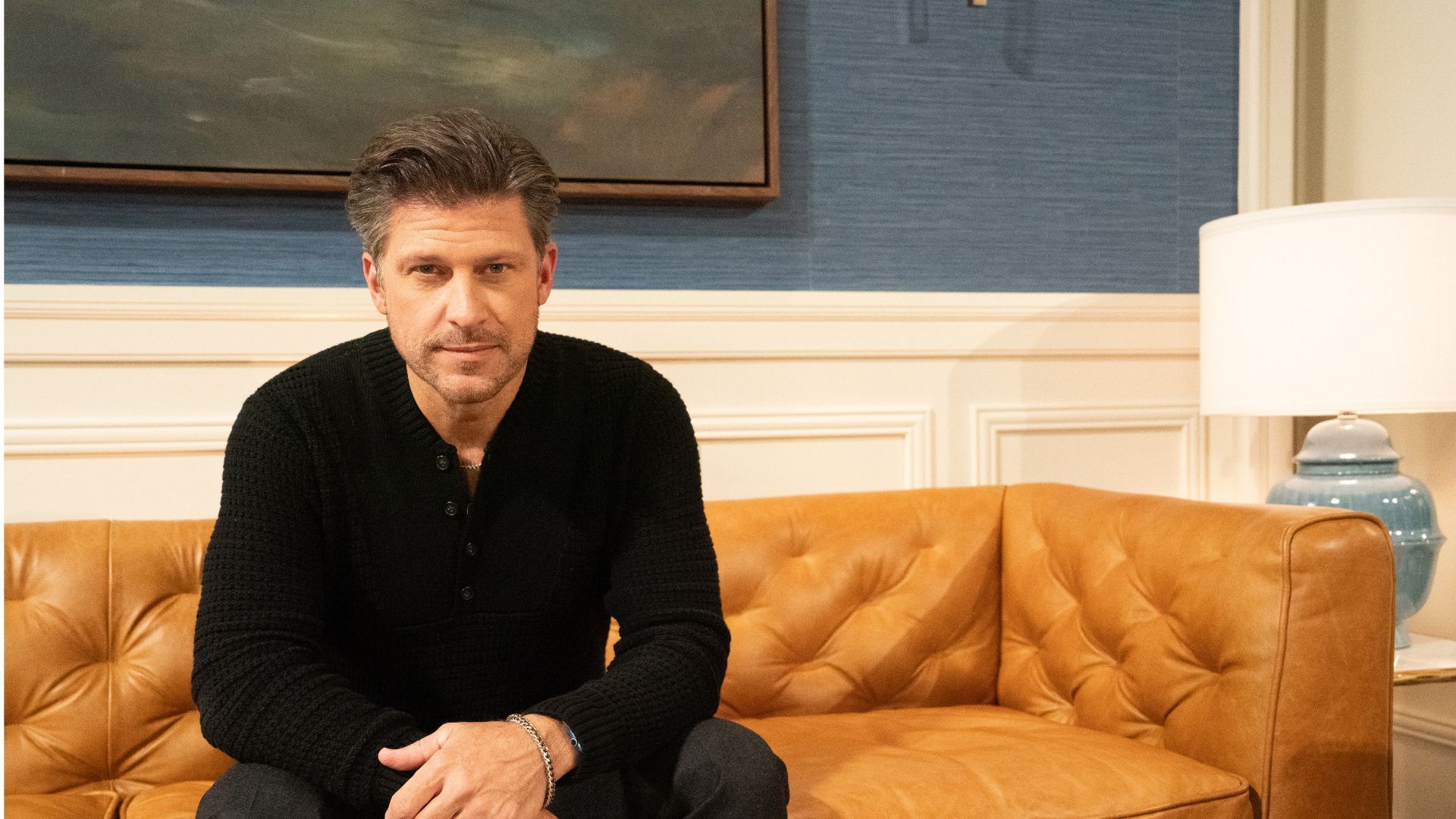 Greg Vaughan plays Dr. Kyle Rollins on Beyond the Gates | Image: CBS
