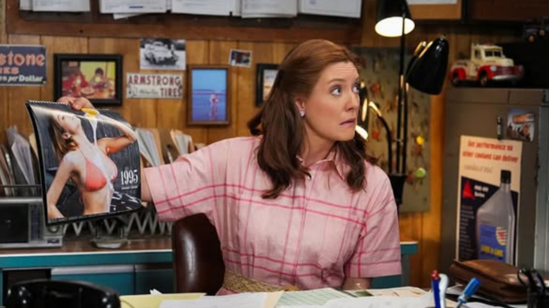 A still from Georgie and Mandy&#039;s First Marriage Season 2 (Image Via: Instagram/@georgieandmandycbs)