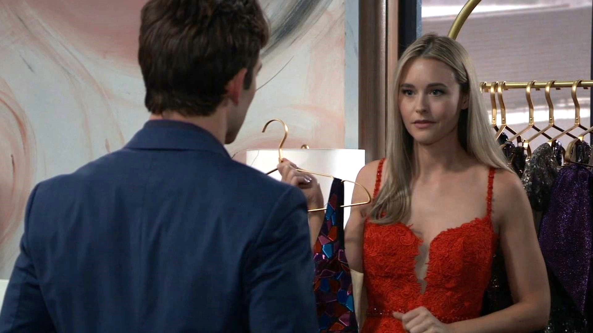 Jacinda and Michael got frisky in Nina&#039;s office | Image: ABC