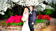 The couple's wedding picture (Image via Dateline NBC| YouTube)