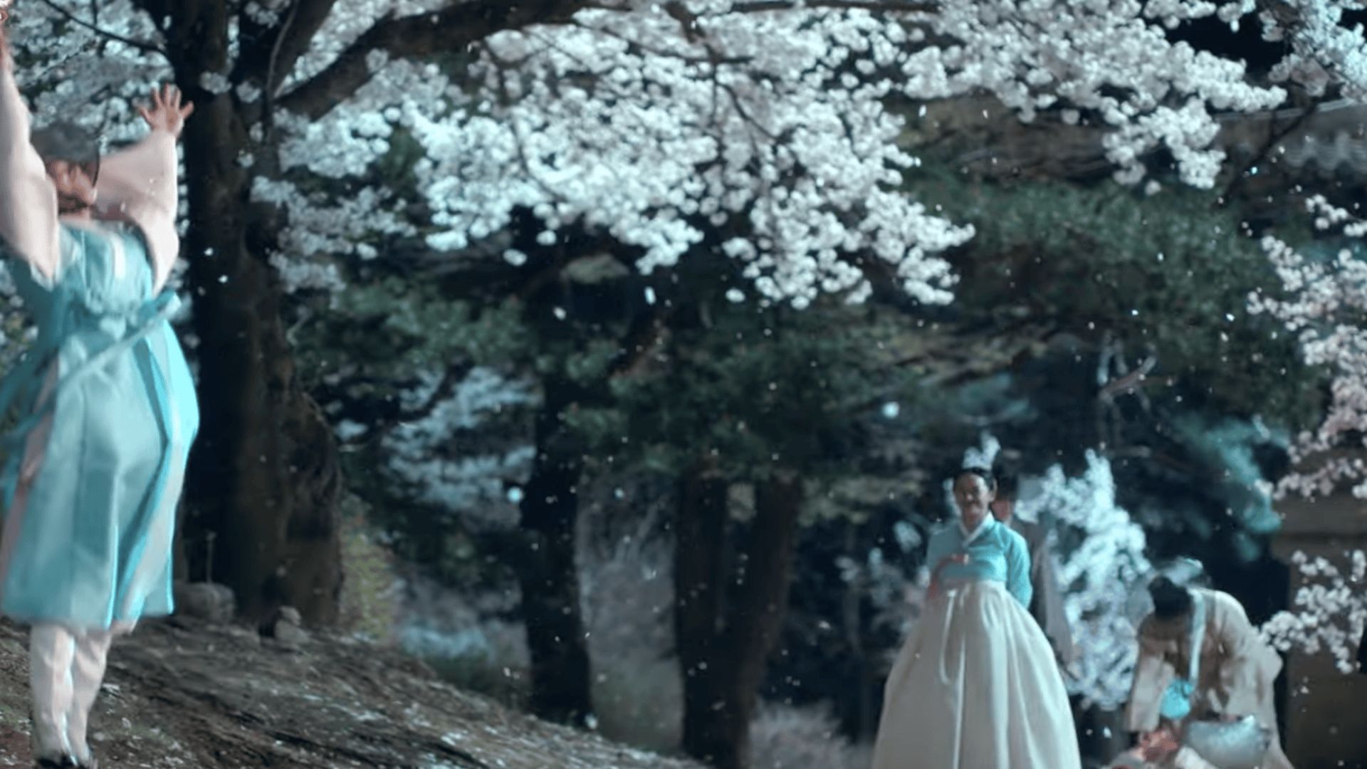 Moon River (Image via YouTube/ @ViuSingapore)