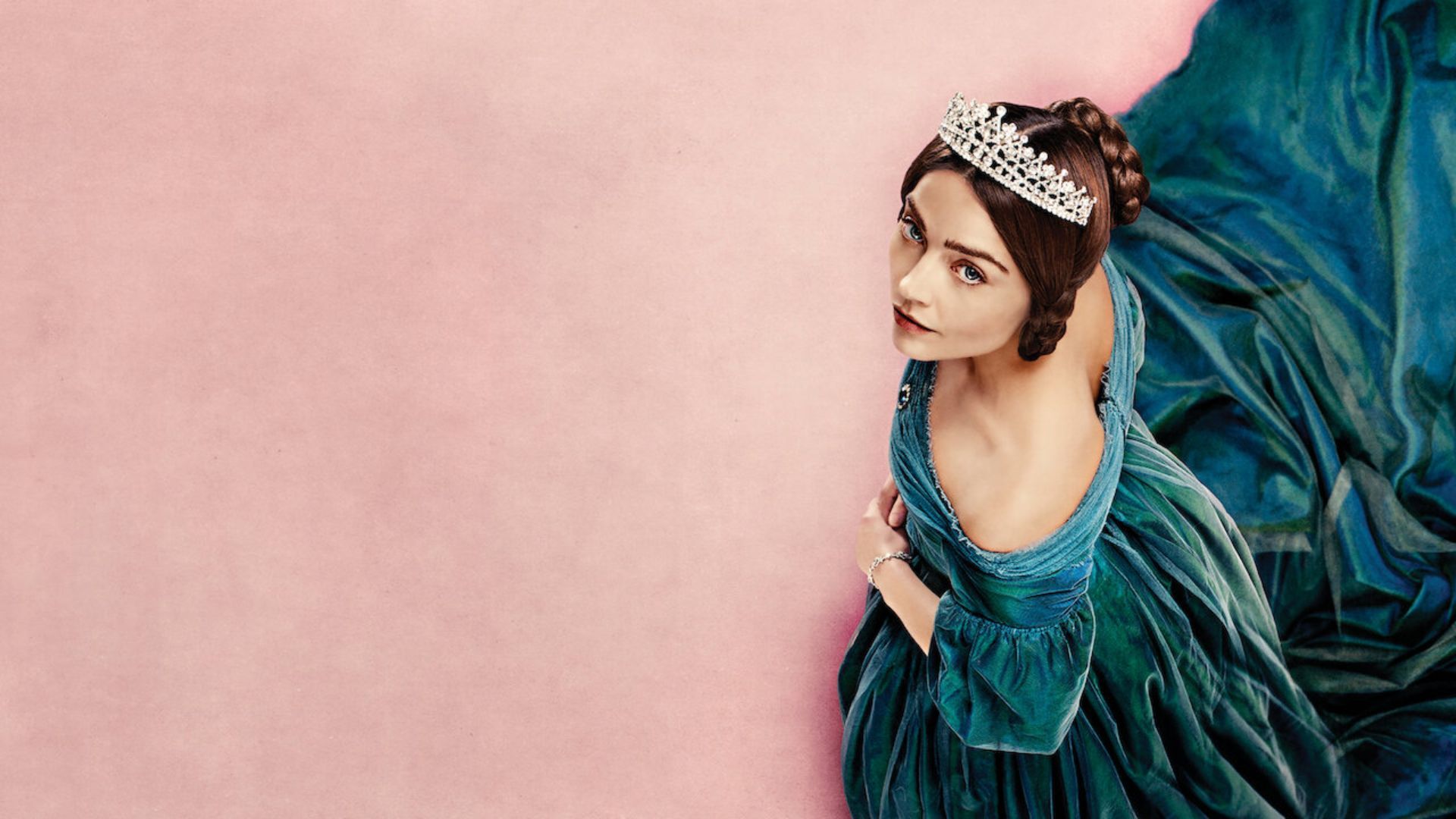 Victoria (Image Source: Netflix)
