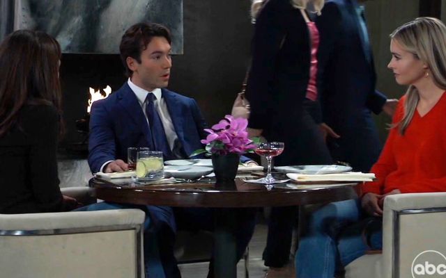 General Hospital's Michael and Jacinda have drinks with Kristina | Image: ABC