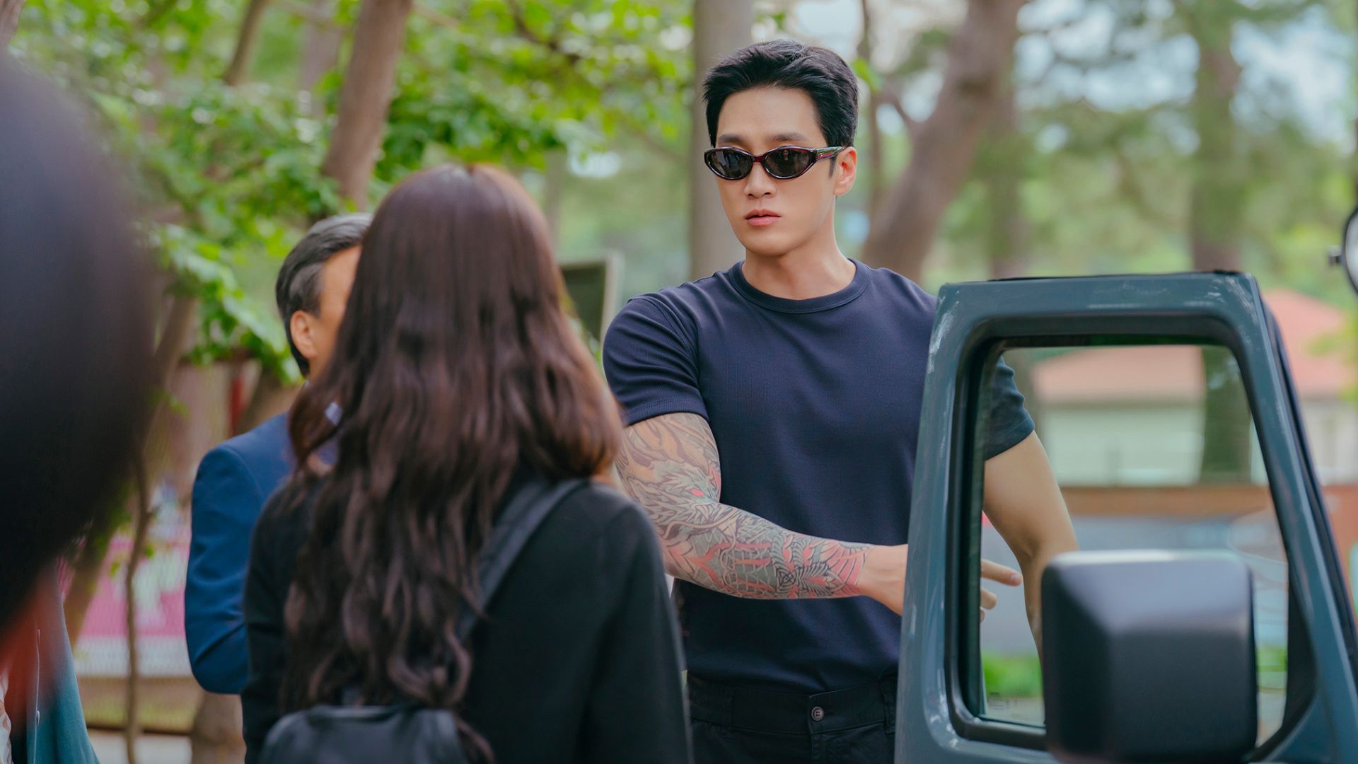 Jae-gyu takes Bom with her (Image via X @CJnDrama)
