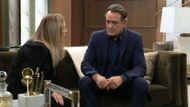 Laura needs Ace safe on General Hospital | Image: ABC