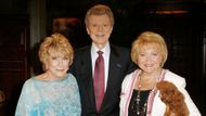 From 2006, Jeanne Cooper (Katherine), pianist Van Cliburn, Lee Phillip Bell, and Joy, The Young and the Restless | Image: JPI
