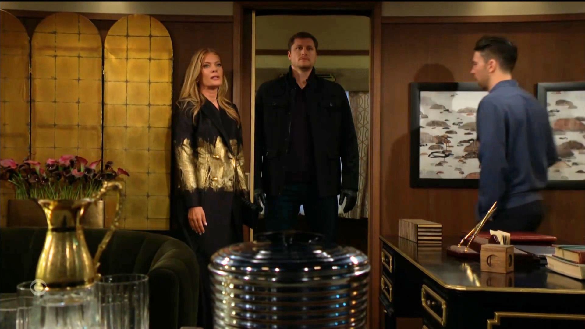 Phyllis (Michelle Stafford) thought twice about walking out on Cane (Billy Flynn) given the large bodyguard he hired on The Young and the Restless | Image: CBS