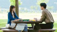 Hyun-jin and Yoon-seong on a date (Image via X/@CJnDrama)