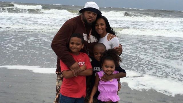 Who was Tre Johnson's wife? Family details explored as former Washington  NFL player dies at 54