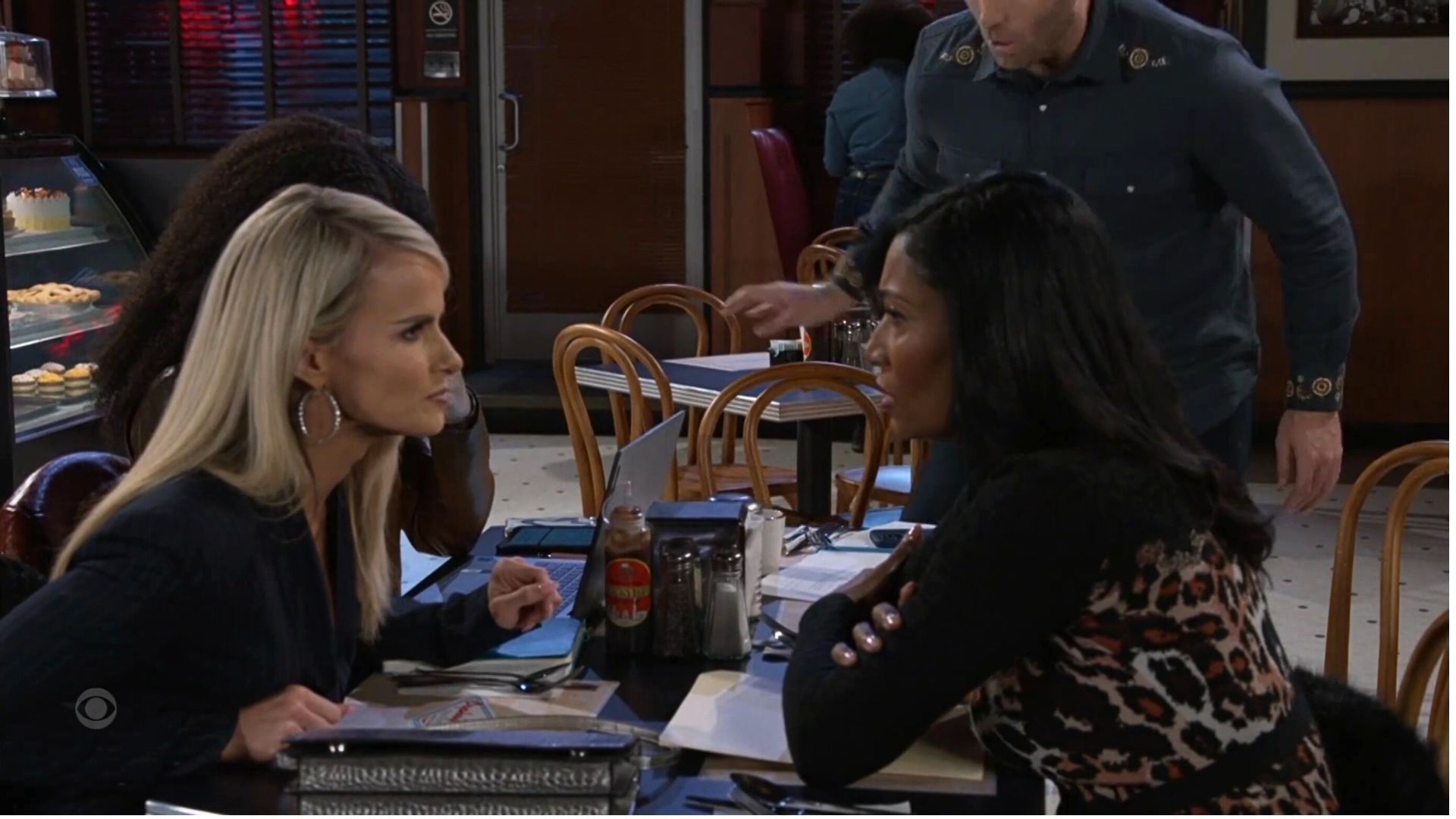 Beyond the Gates: Vanessa and Leslie go head to head | Image: CBS
