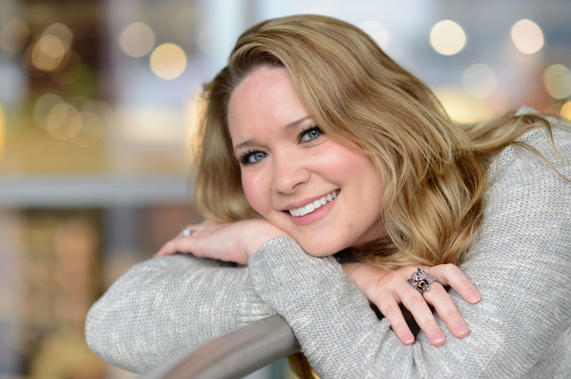 Did Sarah J. Maas announce release of new books in ACOTAR series ...
