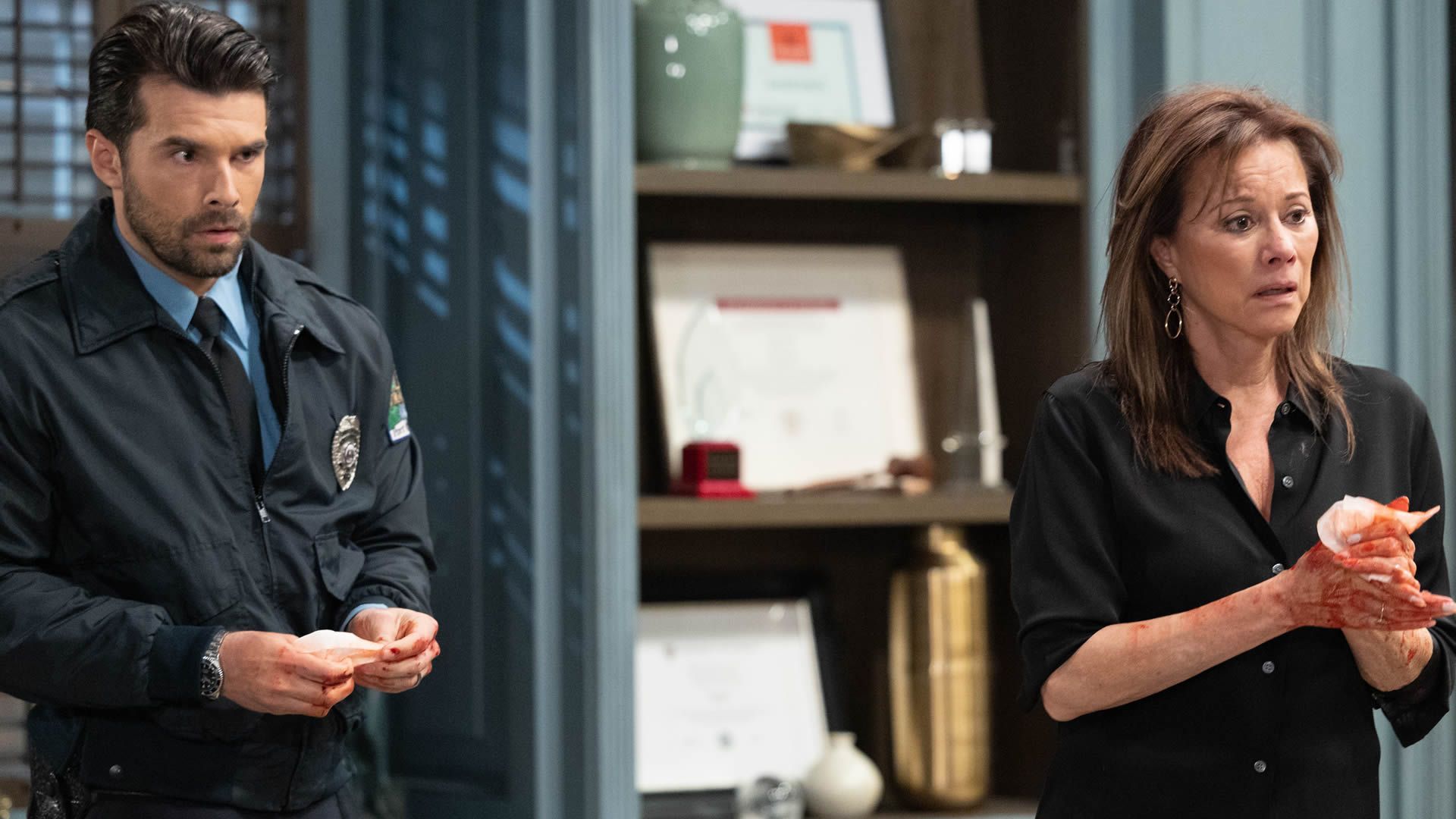 General Hospital's Chase and Alexis after Marco's stabbing. | Image ABC