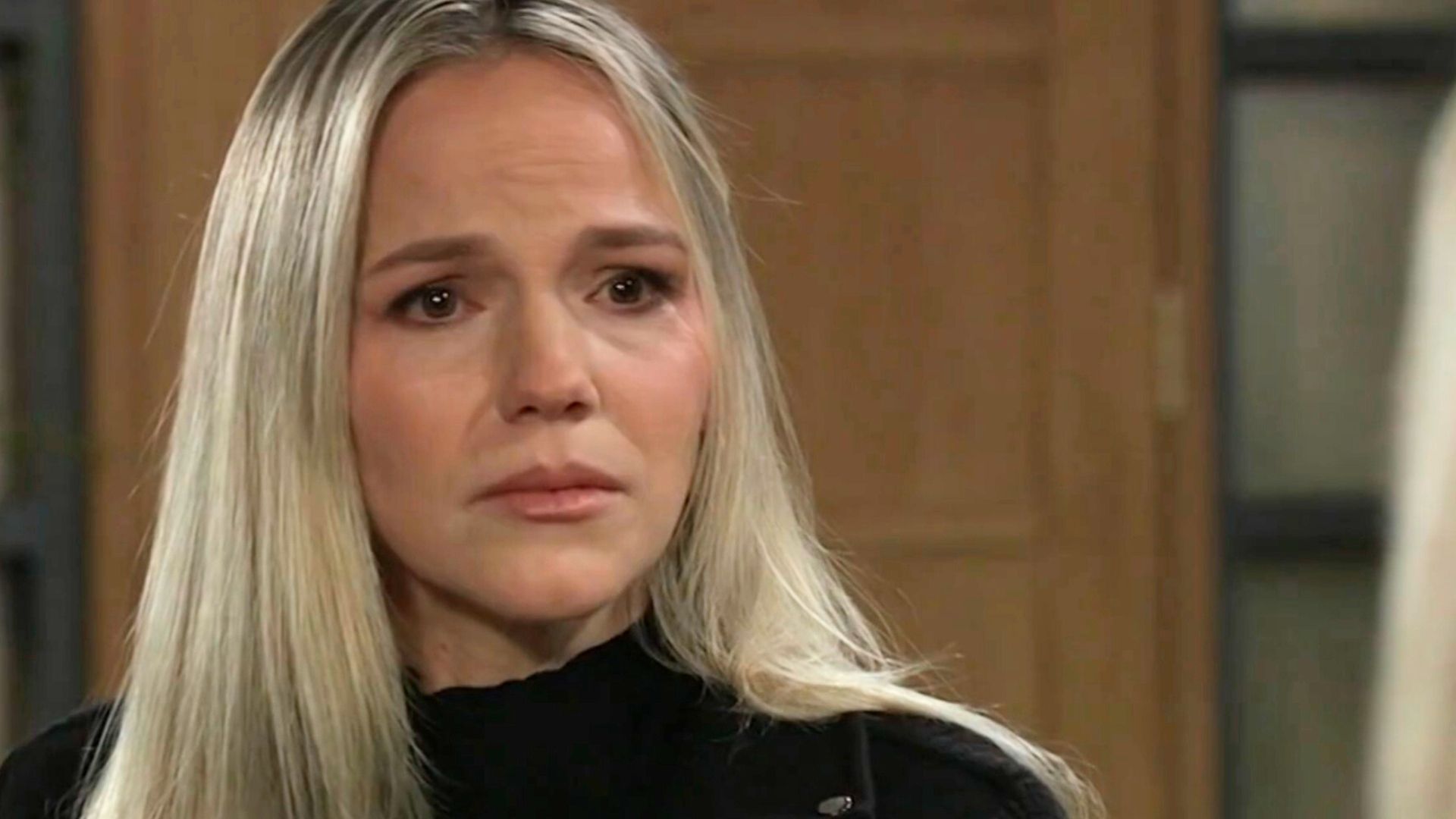Lulu gets emotional with Maxie | Image: ABC