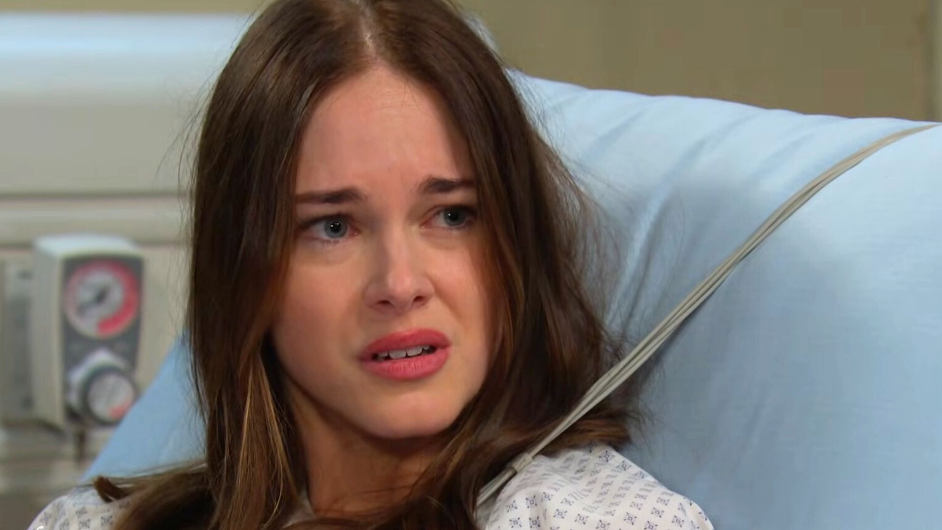 Stephanie thanks Jeremy on Days of our Lives | Image: Peacock