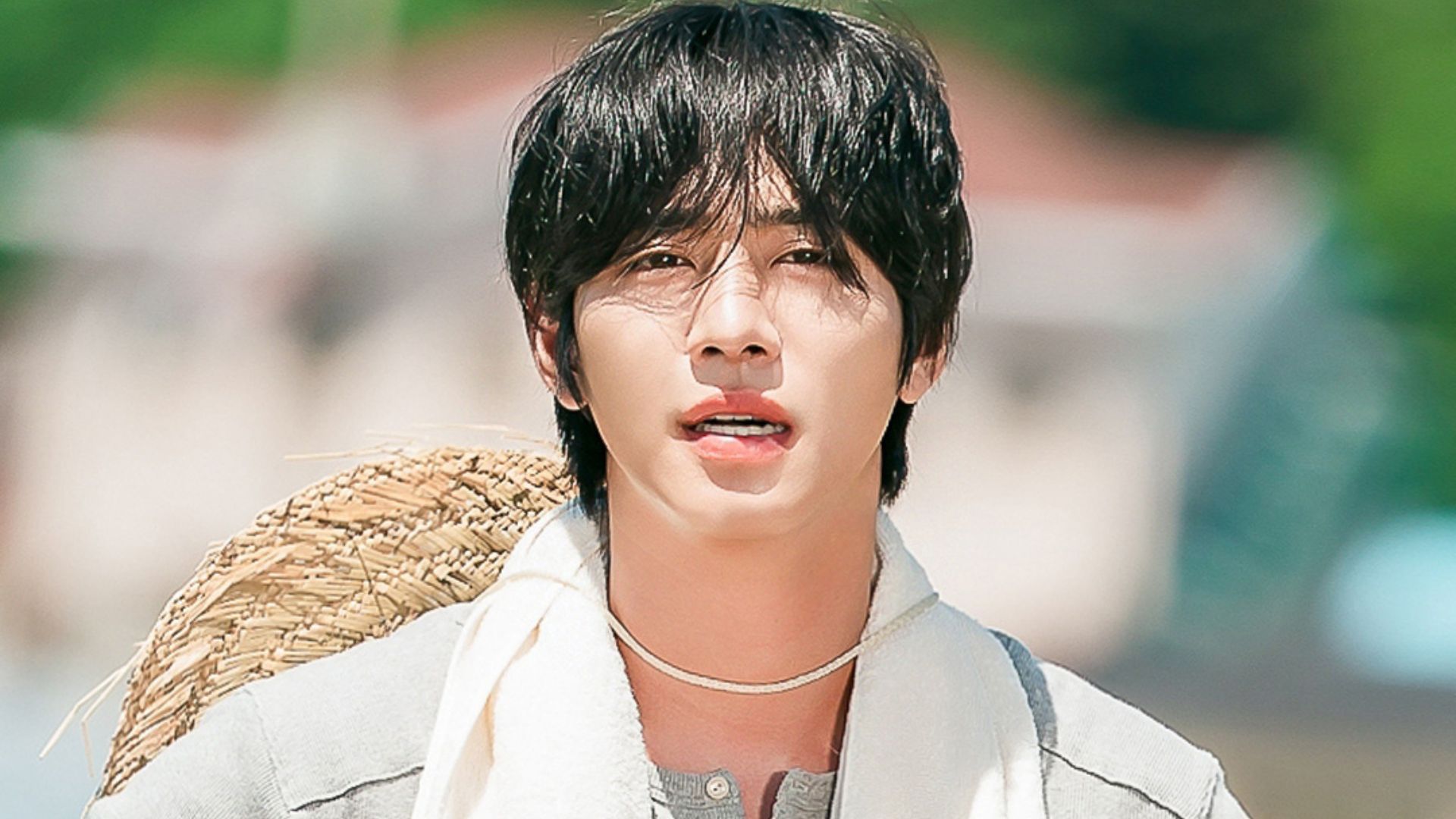 Ahn Hyo-seop as a farmer (Image via X/@SBSNOW)