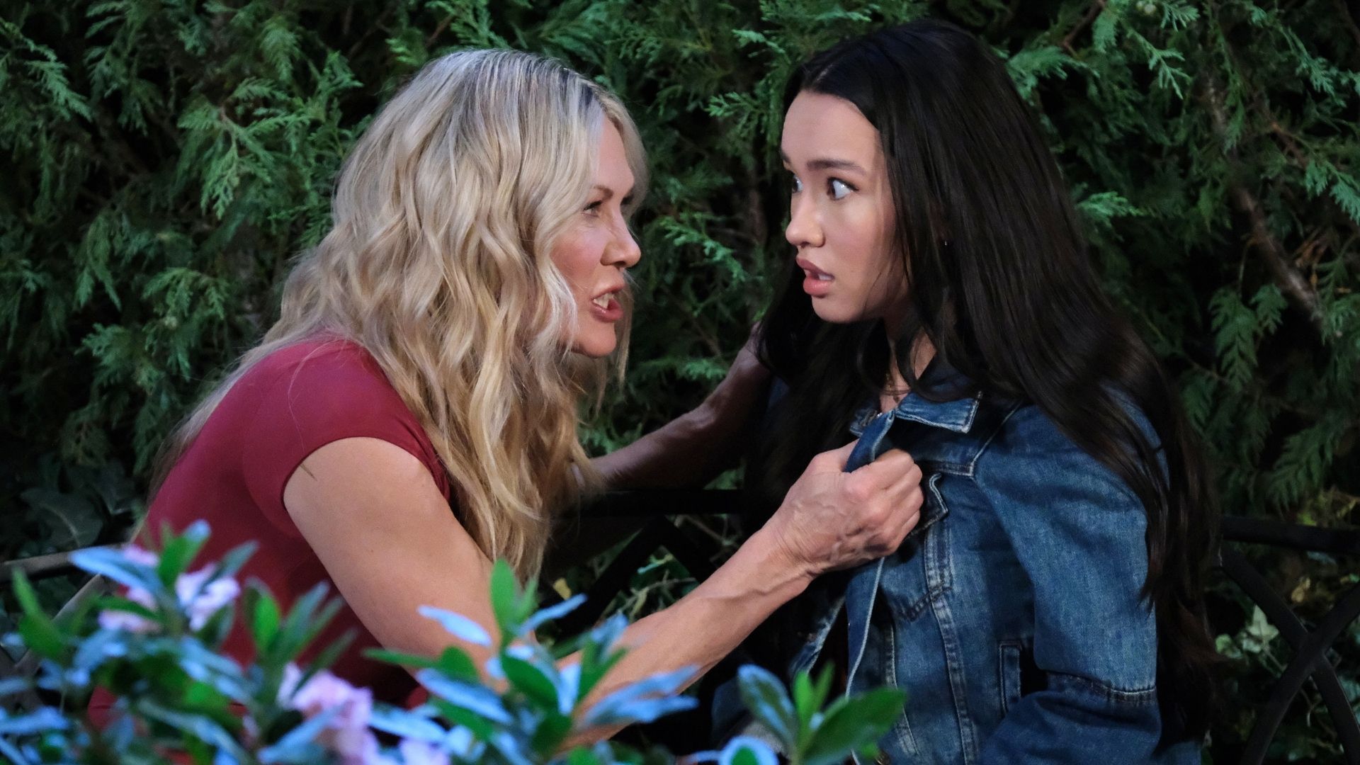 Unhinged Kristen reveals her diabolical plan