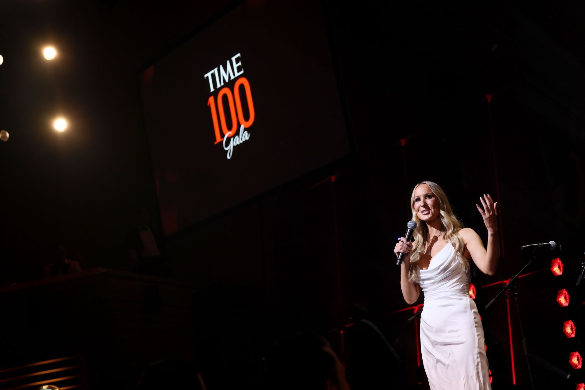 Nikki Glaser speaks candidly about participating in a potential Leonardo DiCaprio roast: Details explored