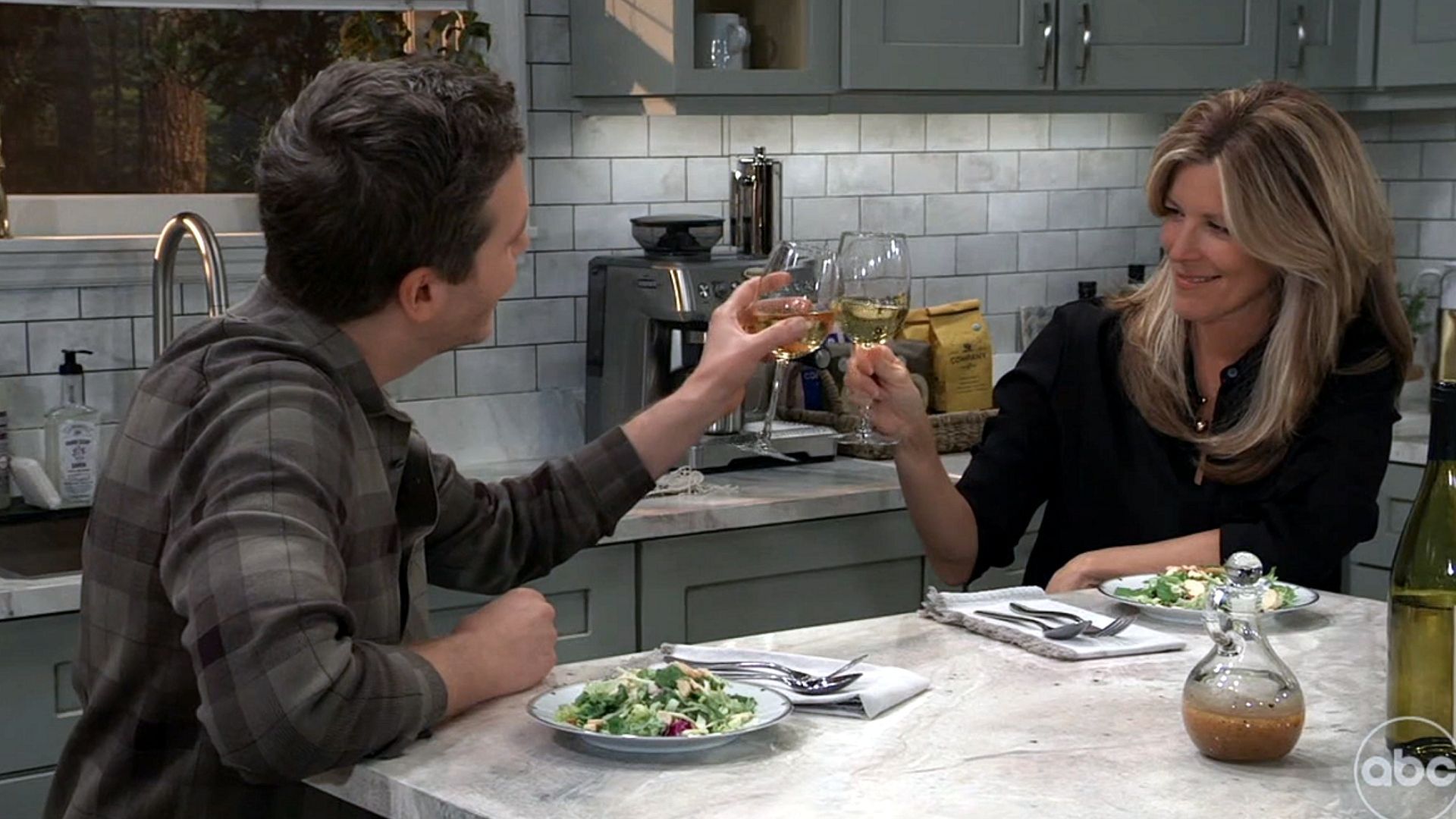 General Hospital's Carly and Lucas understand each other | Image: ABC