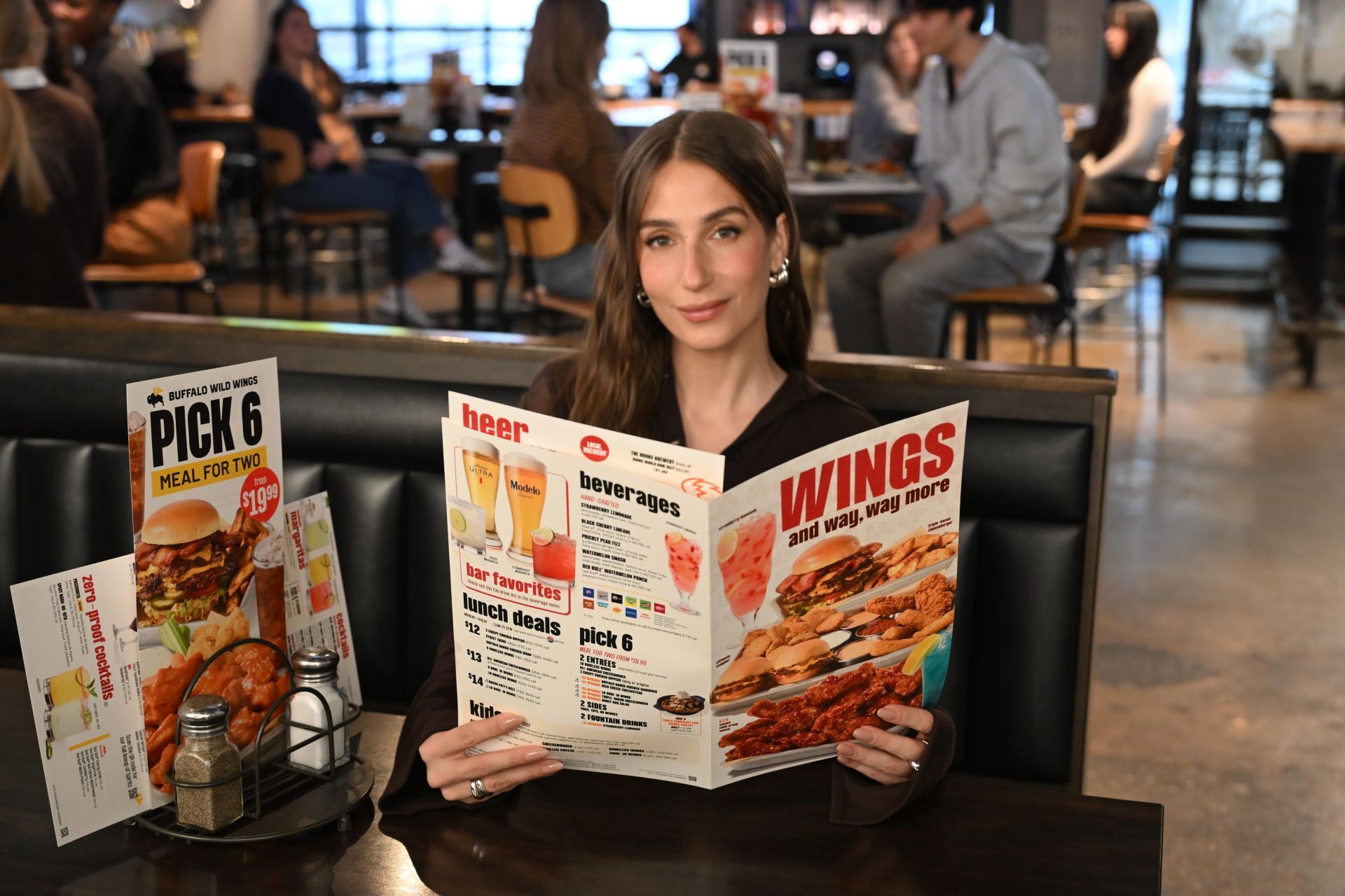 Amanda Batula Searches For The Perfect Pick 6 Date At Buffalo Wild Wings - Source: Getty