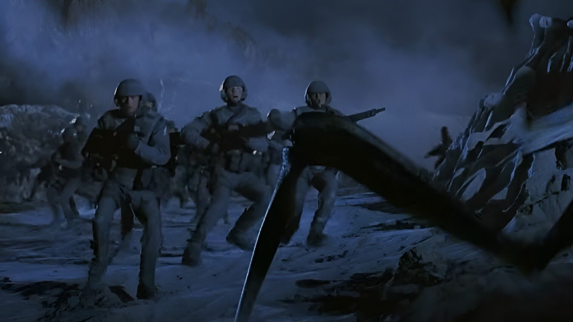 Starship Troopers ( Image via Youtube / Sony Pictures Entertainment )
