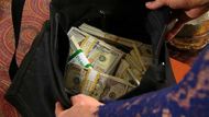 We wonder exactly how much money Victor paid Patty on The Young and the Restless | Image: CBS