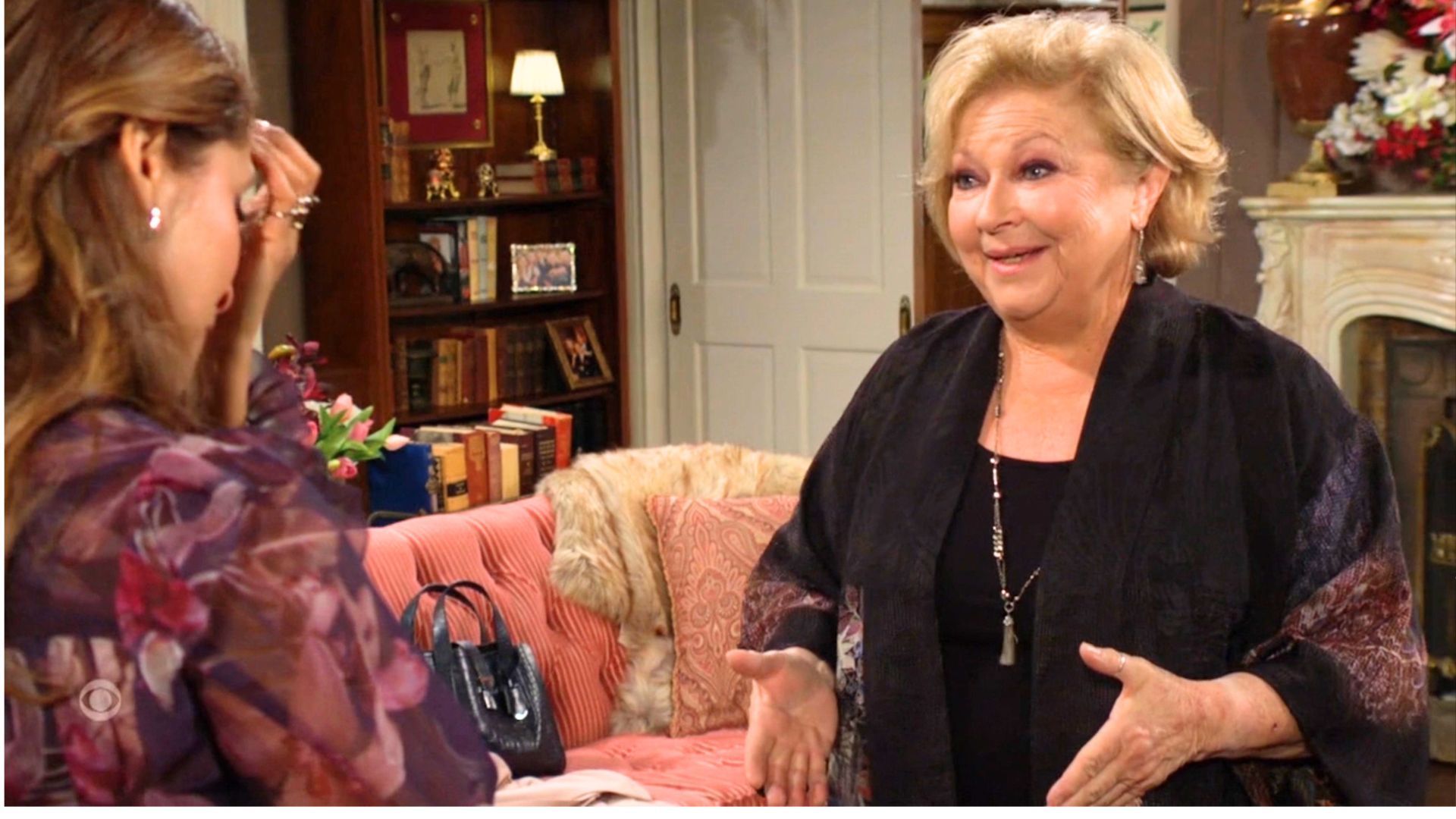 Traci is there for Lily on Y&R | Image: CBS